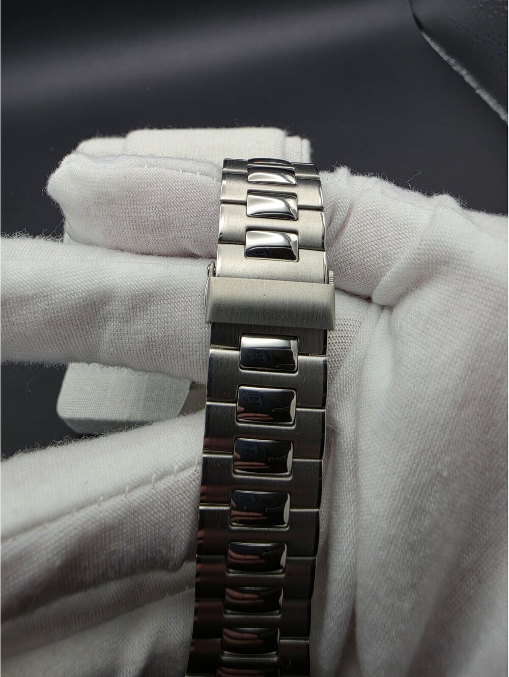 Custom Open Heart Watch Mod - Picture 7 of 9